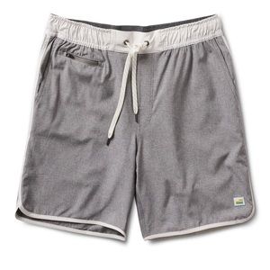Vuori Banks Hybrid 7.5” Shorts